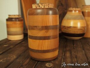 Pot en bois de noyer merisier châtaignier