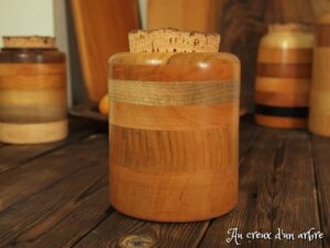 Pot en bois de châtaignier merisier noyer