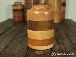 Boite en pommier noyer frêne merisier hêtre
