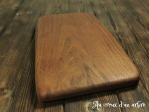 Planche à découper en noyer