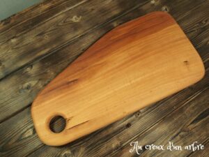 Planche à découper en pommier