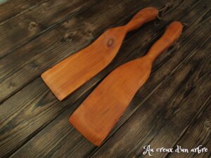Spatule en poirier (gaucher)