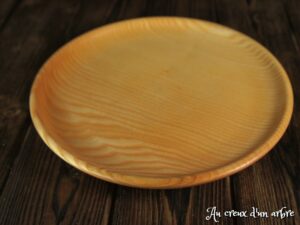 Petite assiette plate en frêne 256