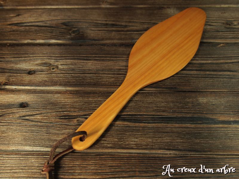 Spatule en merisier - Au creux d'un arbre