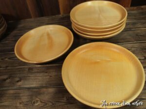 Assiettes mi-creuses en érable 27