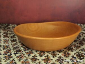 Assiette creuse en hêtre 235