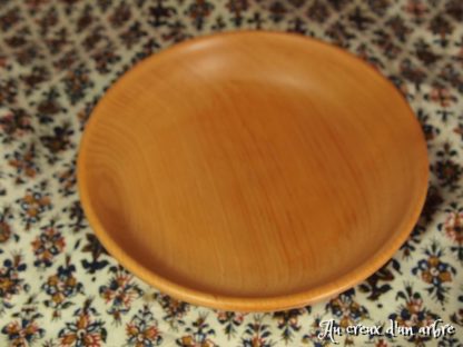 Assiette mi-creuse en hêtre