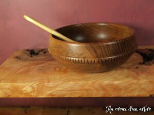 Bol en noyer et cuillère en érable