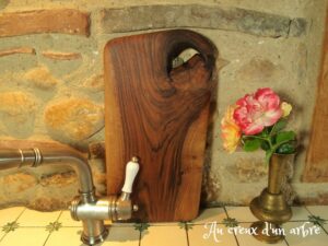 Planche à découper en noyer