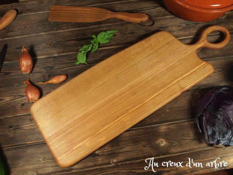 Comment nettoyer sa planche à découper en bois ? • Maison du Bois