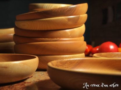 Assiette creuse en frêne