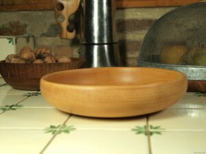 Assiette creuse en hêtre 191