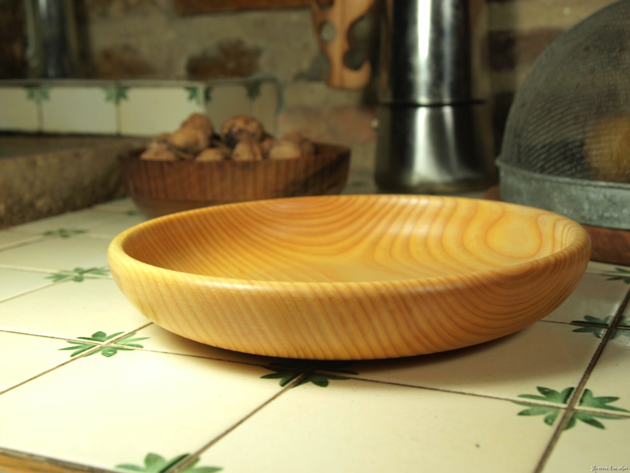 Assiette en bois d'occasion - Arts de la table Assiette en bois d'occasion - Arts de la table