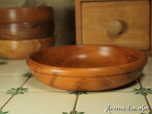 Assiette creuse en merisier 167