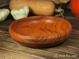 Assiette creuse en merisier 157