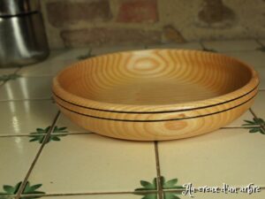 Assiette creuse en frêne 189