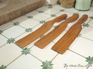 Spatule à crêpes en chêne