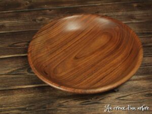 Assiette creuse en noyer 146