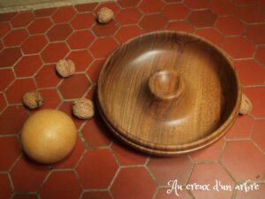 Casse-noix en noyer