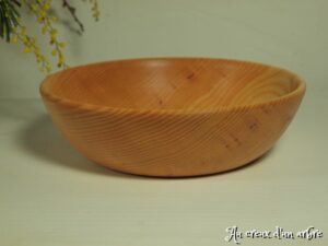 Assiette creuse en frêne 144