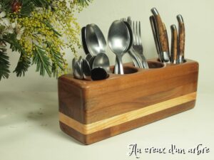 Pot à couverts en noyer et frêne