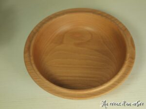 Assiette creuse en hêtre 134
