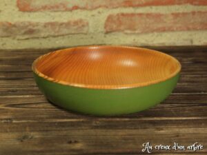Assiette creuse en frêne vert olive