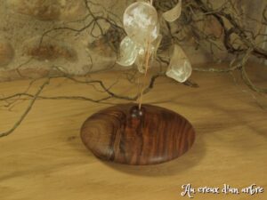 Soliflore en noyer
