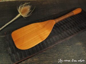 Spatule en merisier