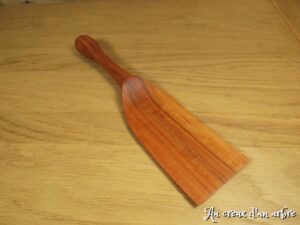 Spatule en pommier