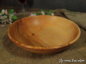 Assiette creuse en frêne-olivier (2ème choix)