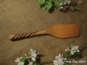Spatule en poirier