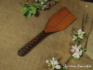 Spatule en pommier