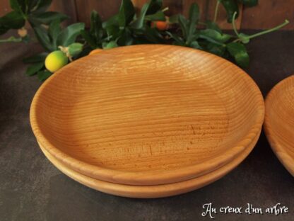 Assiette mi-creuse en bois massif de hêtre – Image 5