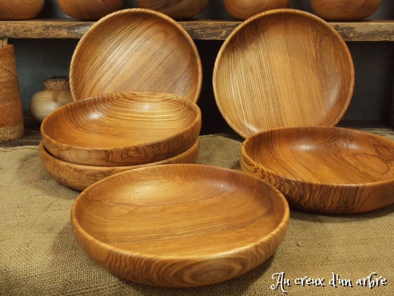 Assiettes creuses en frêne-olivier – Image 2