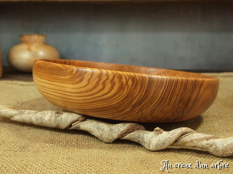 Assiettes creuses en frêne-olivier – Image 2