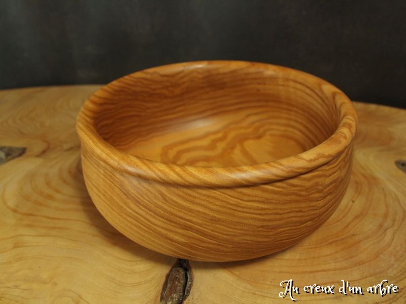 Gros bol en frêne-olivier – Image 5