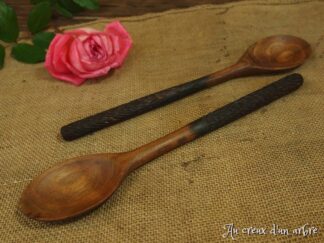 Cuillère en noyer