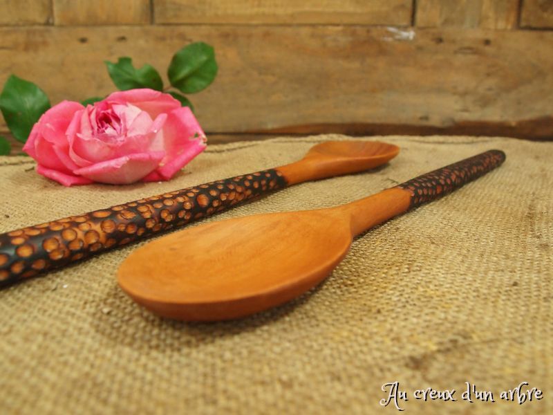 Cuillère en merisier – Image 3