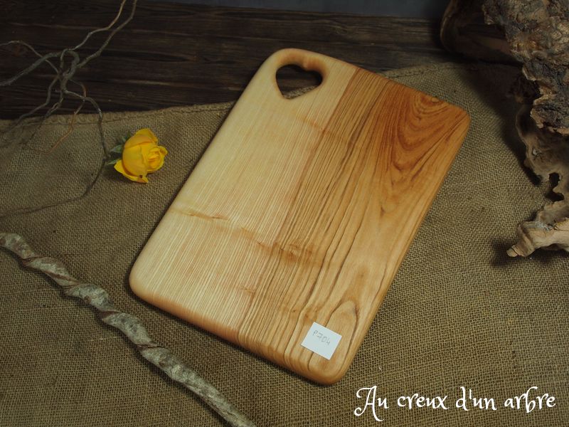 Planche à découper en frêne-olivier