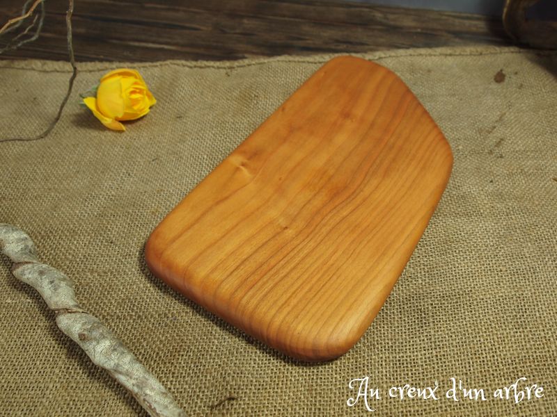 Planche à découper en merisier