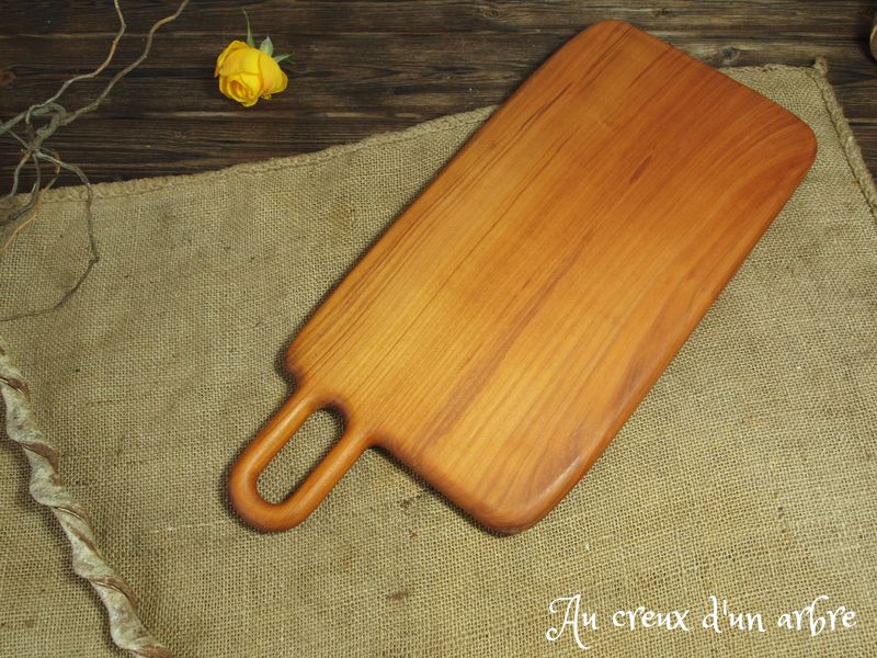 Planche à découper en merisier