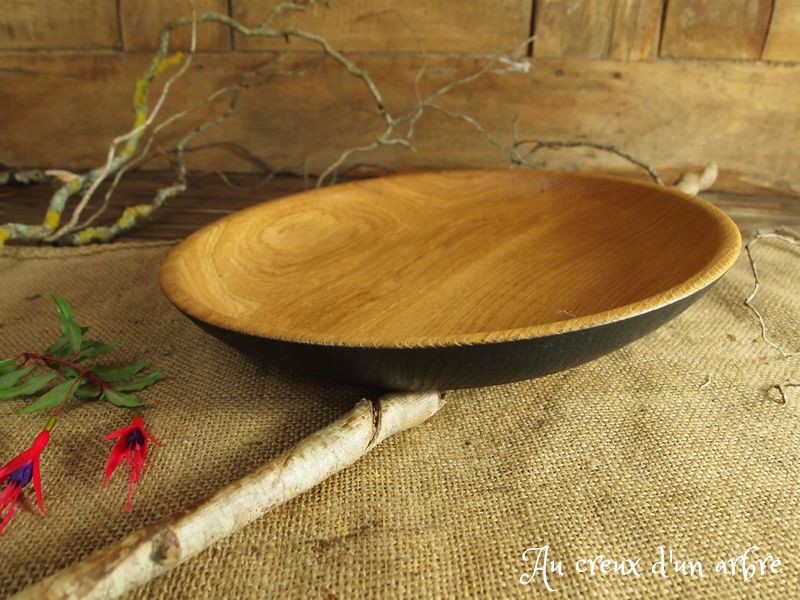Plat en chêne ébonisé – Image 5