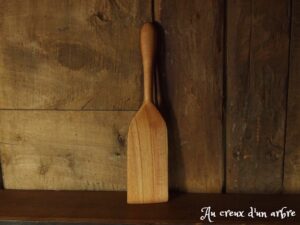 Spatule en févier d’Amérique