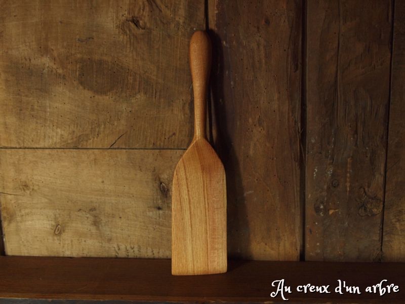 Spatule en févier d’Amérique