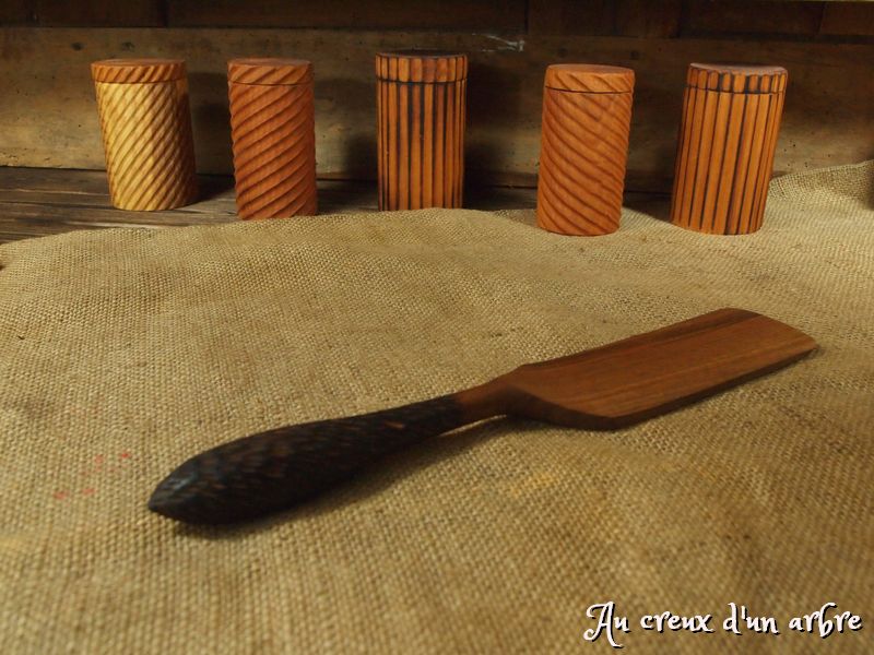 Spatule en noyer – Image 2