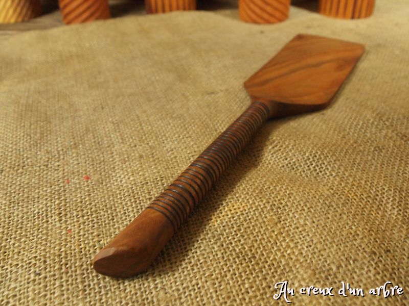 Spatule en noyer – Image 2