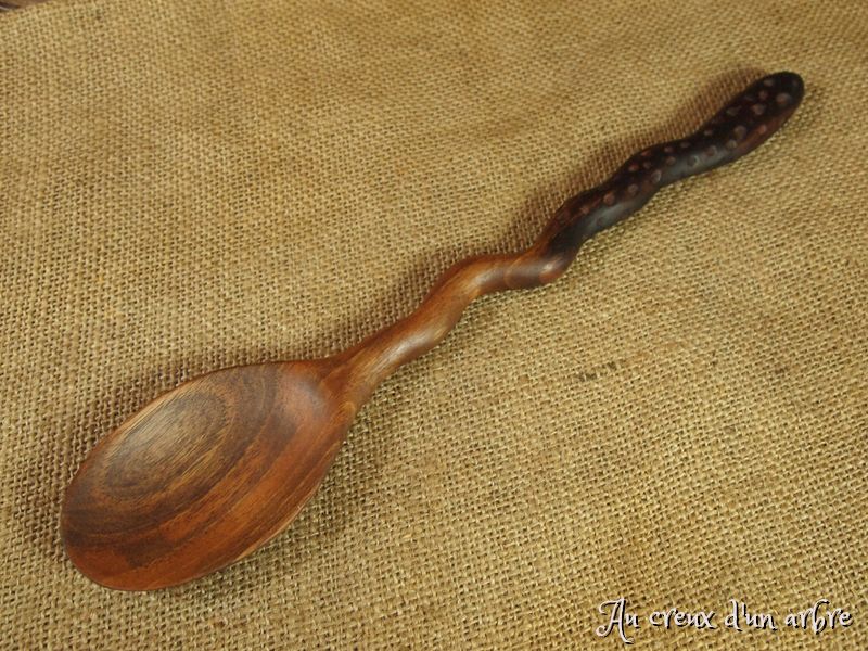 Cuillère en noyer