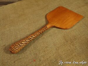 Spatule en pommier