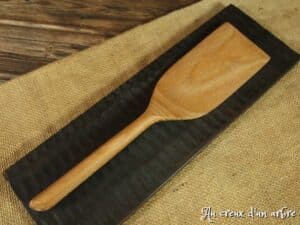 Spatule en platane